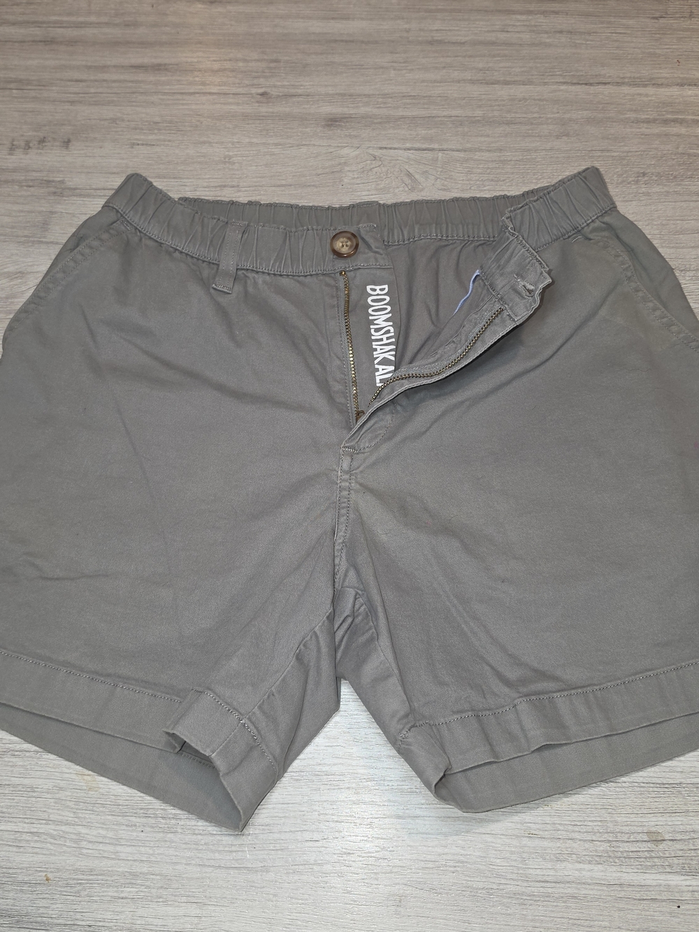 Chubbies Original Sky's Out Thighs Out 5.5 Inch Inseam Men's Gray Size S